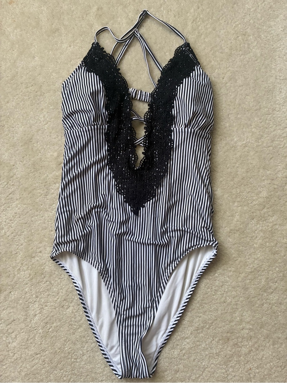 Cupshe Black and White Striped Lace-Trim One-Piece Swimsuit